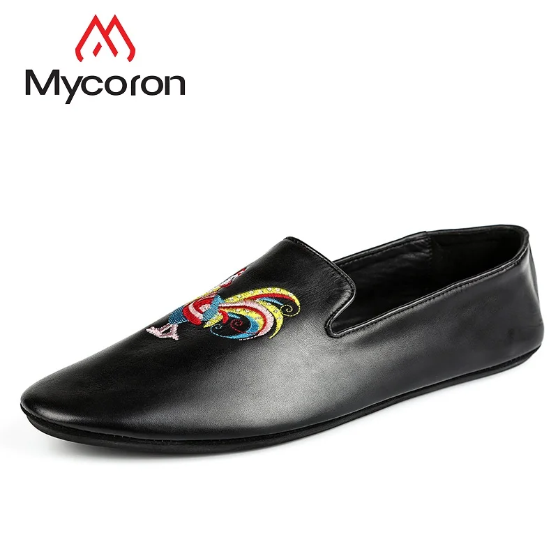 MYCORON New Luxury Designers Men Loafers Spring/Autumn Embroidery Men Leather Shoes Mens Party Shoes Sapatenis Masculino
MYCORON New Luxury Designers Men Loafers Spring/Autumn Embroidery Men Leather Shoes Mens Party Shoes Sapatenis Masculino