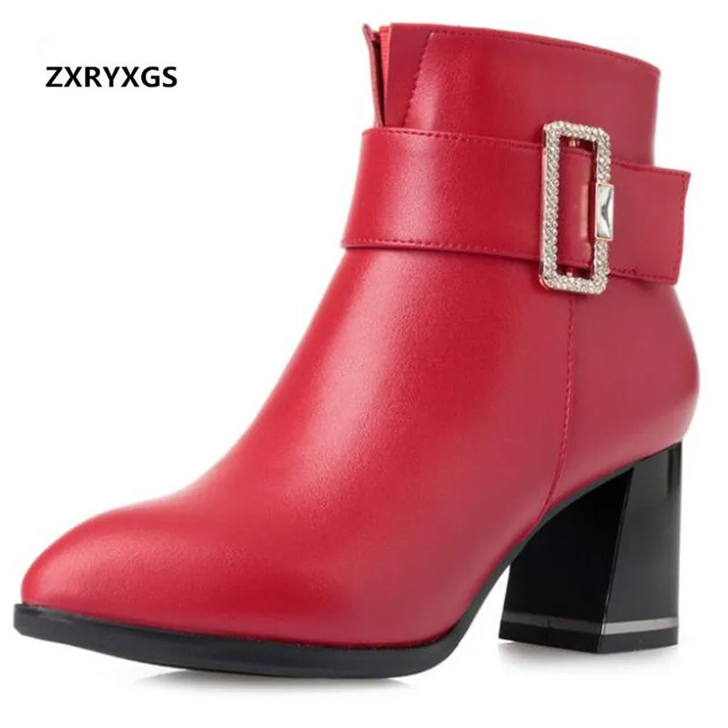 2018 New Autumn Winter Cow Leather Boots Women Boots Elegant Fashion Warm Comfort Snow Boots Thick with High Heels Martin Boots
2018 New Autumn Winter Cow Leather Boots Women Boots Elegant Fashion Warm Comfort Snow Boots Thick with High Heels Martin Boots
