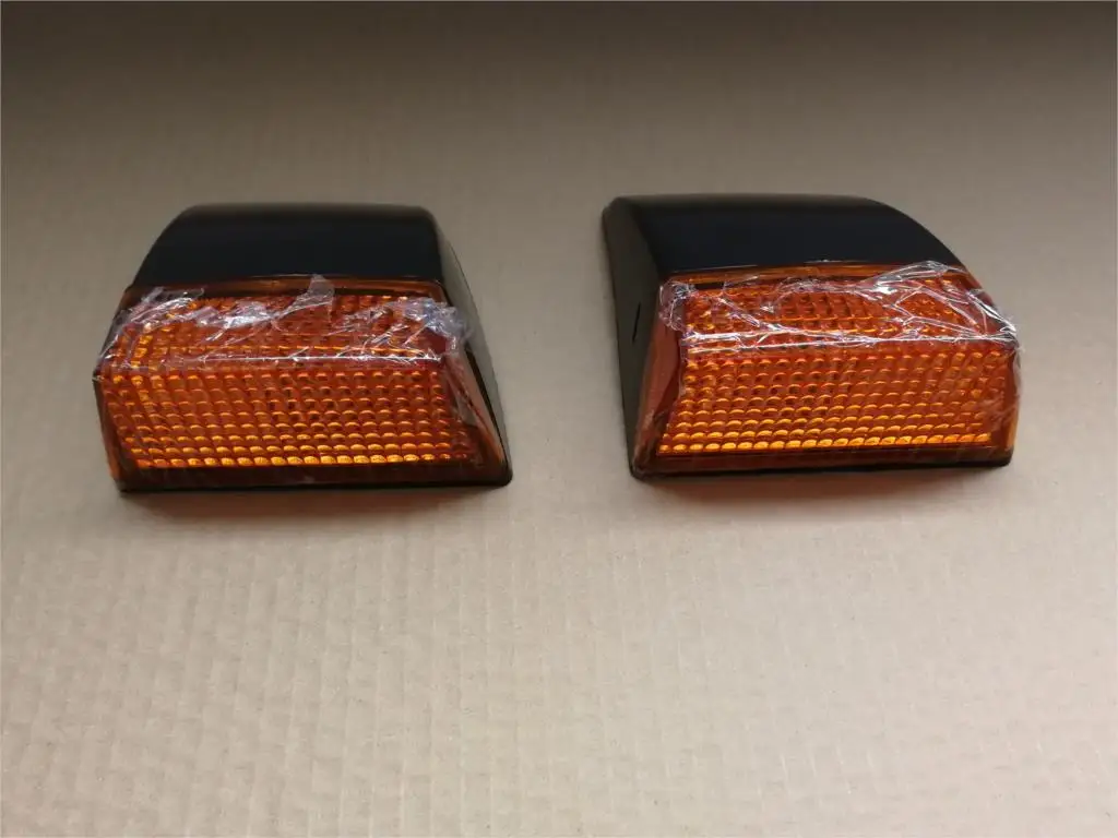1pair 24V Yellow Truck Trailer Turn Signal Light Corner Light Assembly for VOLVO FM12 FH12 20409874 20409875
1pair 24V Yellow Truck Trailer Turn Signal Light Corner Light Assembly for VOLVO FM12 FH12 20409874 20409875