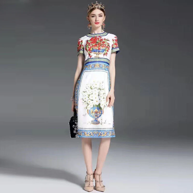 High Quality New 2017 Fashion Designer Runway Summer Dress Women's Short Sleeve Floral Printed Casual Mid Calf Dresses
High Quality New 2017 Fashion Designer Runway Summer Dress Women's Short Sleeve Floral Printed Casual Mid Calf Dresses