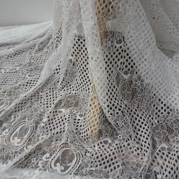 Fancy new design tissu dentelle eyelash lace fabrics 3 meters in one piece! 1.5 meters wide Black and off white girls dress lace
Fancy new design tissu dentelle eyelash lace fabrics 3 meters in one piece! 1.5 meters wide Black and off white girls dress lace