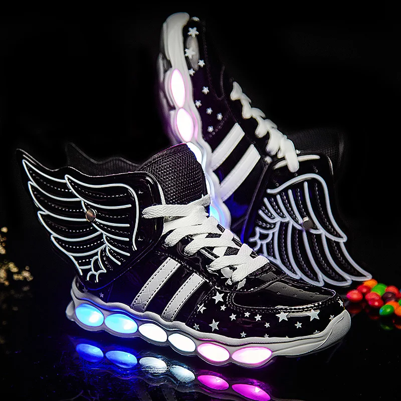 Фото Черная детская обувь светодиодная светящаяся спортивная для - купить