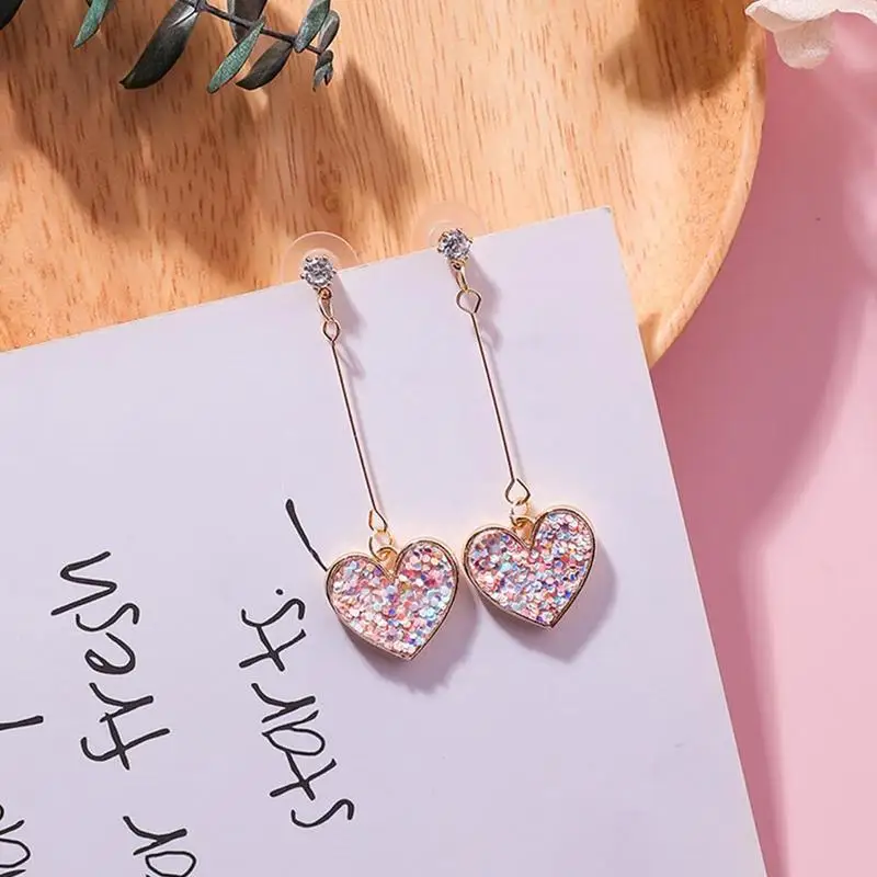 Japan and South Korea Small Fresh Heart Long Earrings Pink Love Earrings Sweet Zircon Heart Earrings
Japan and South Korea Small Fresh Heart Long Earrings Pink Love Earrings Sweet Zircon Heart Earrings