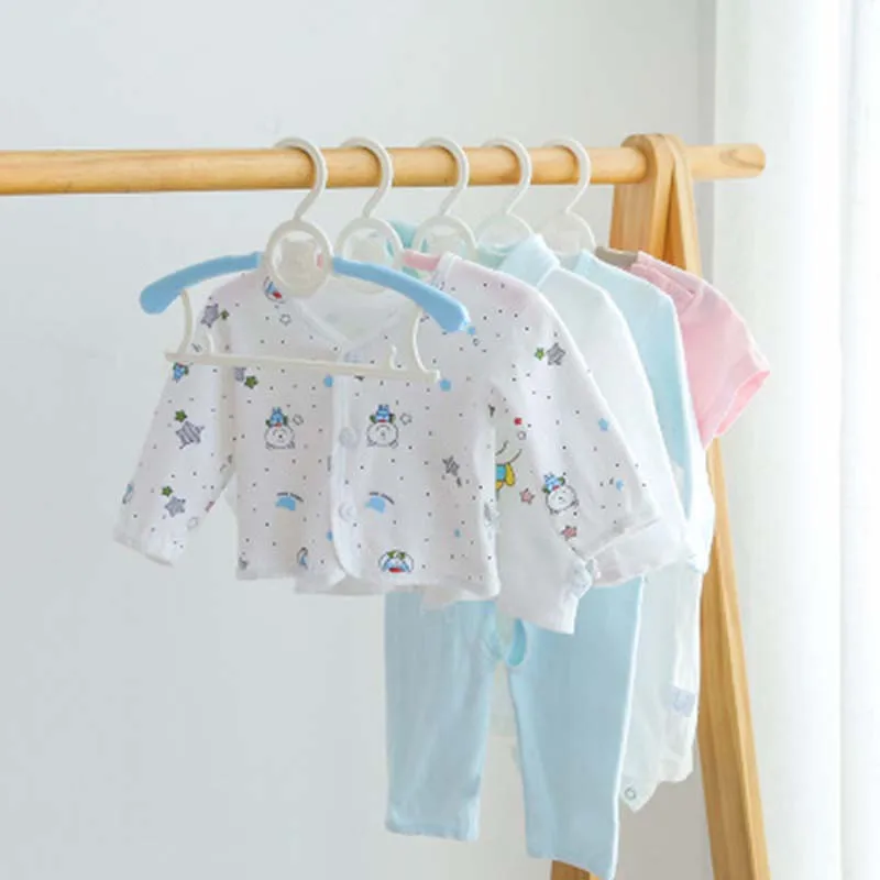 Portable Extendable Baby Clothes Hangers Plastic Tubular Slotted Child kids Clothing Hanger Storing Accessories Plastic Hangers
Portable Extendable Baby Clothes Hangers Plastic Tubular Slotted Child kids Clothing Hanger Storing Accessories Plastic Hangers