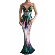 Женское длинное вечернее платье с яркими аппликациями роскошное