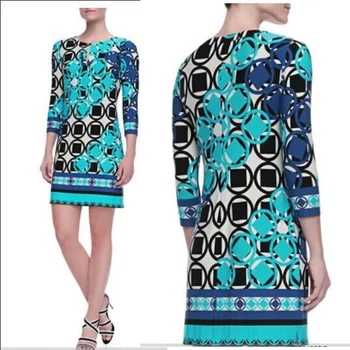 2017 couture autumn fashion beautiful printing geometric grid elastic knitted thin green dress
2017 couture autumn fashion beautiful printing geometric grid elastic knitted thin green dress