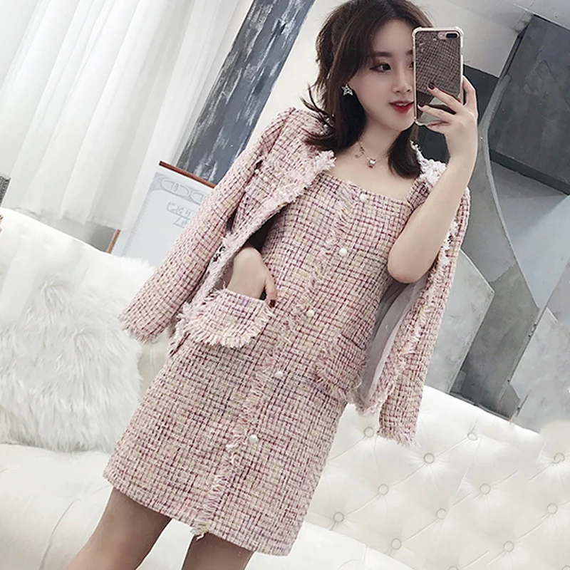 Pink lattice tweed jacket + sleeveless dress suit 218 spring /autumn new fashion strap dress cardigan suit 2 piece set
Pink lattice tweed jacket + sleeveless dress suit 218 spring /autumn new fashion strap dress cardigan suit 2 piece set
