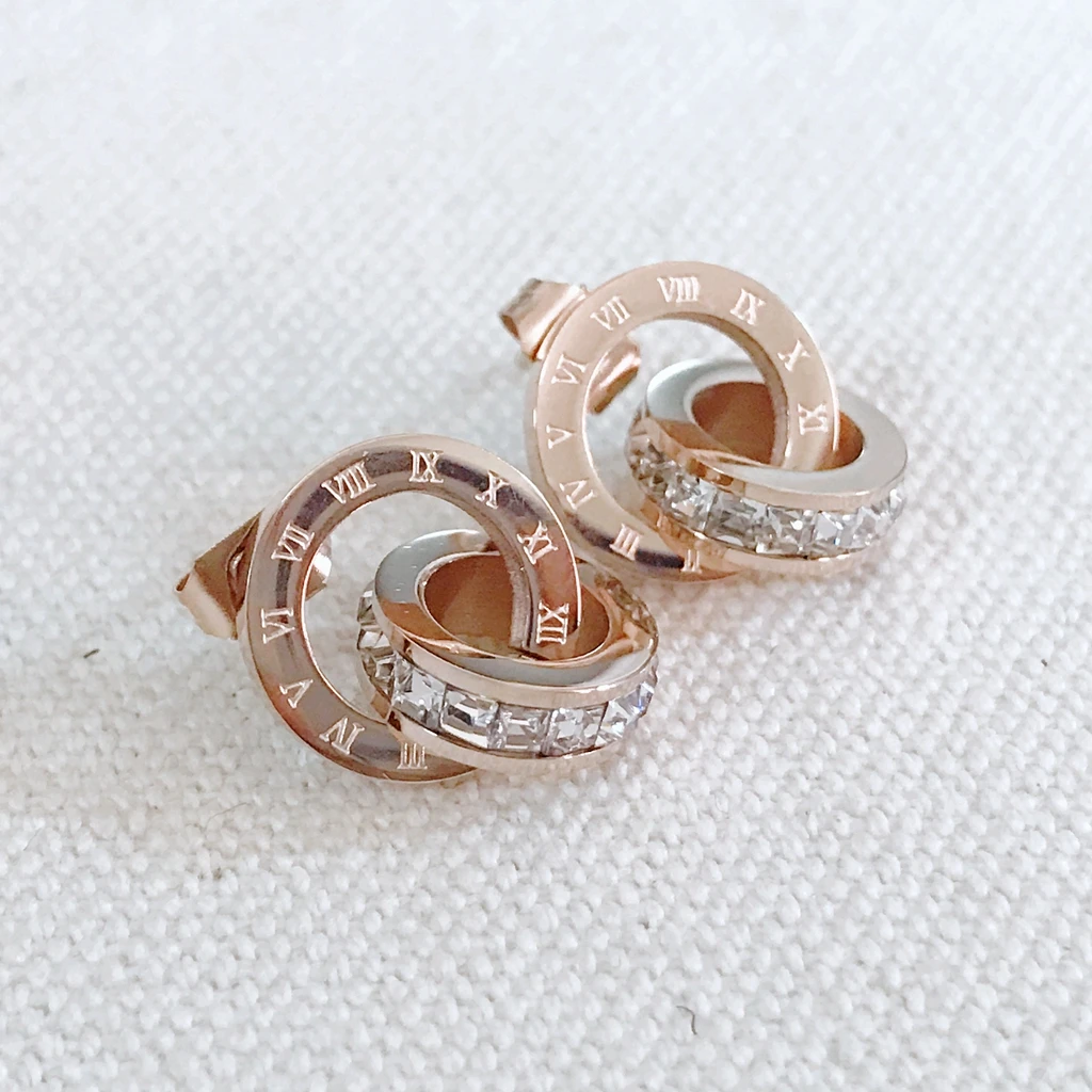 WLE0398 Free Shipping 3 colors fashion Roman numerals earrings , elegant earrings women jewelry.fashion jewelry
WLE0398 Free Shipping 3 colors fashion Roman numerals earrings , elegant earrings women jewelry.fashion jewelry