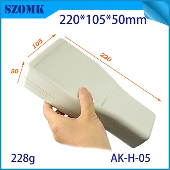 1 piece, 220*105*50mm szomk plastic case handheld for electronics enclosure pcb instrument remote control project box
1 piece, 220*105*50mm szomk plastic case handheld for electronics enclosure pcb instrument remote control project box