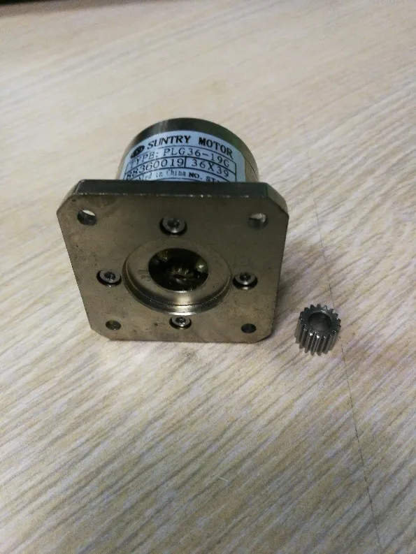 Planetary reducer 36mm diameter Square flange for the assembly NEMA17 motor shaft diameter 3.175mm stepper motor ratio 720:1
Planetary reducer 36mm diameter Square flange for the assembly NEMA17 motor shaft diameter 3.175mm stepper motor ratio 720:1