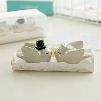 Wedding Ceremony Bird Salt And Pepper Shaker Personality Bride Groom Seasoning Bottle Pot LX4387
Wedding Ceremony Bird Salt And Pepper Shaker Personality Bride Groom Seasoning Bottle Pot LX4387