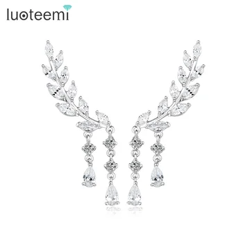 LUOTEEMI Brand New Luxury Clear Crystal Zircon Leaf Shape Ear Cuff Earring for Women Fashion Wedding Jewelry for Bridals Gift
LUOTEEMI Brand New Luxury Clear Crystal Zircon Leaf Shape Ear Cuff Earring for Women Fashion Wedding Jewelry for Bridals Gift