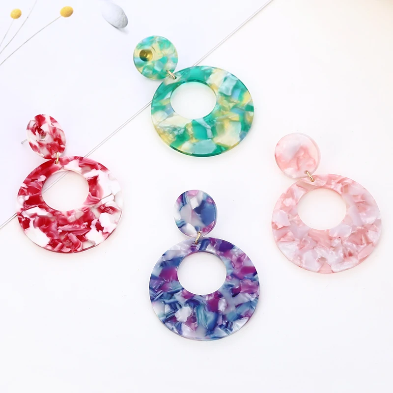 Classic Round Acrylic Earrings Creative Hollow Button Personality Jewelry Vintage Statement For Female New Products2019
Classic Round Acrylic Earrings Creative Hollow Button Personality Jewelry Vintage Statement For Female New Products2019
