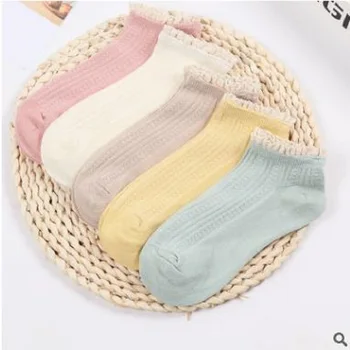 Spring and summer ladies jacquard stripes shallow mouth cotton low help cotton boat socks
Spring and summer ladies jacquard stripes shallow mouth cotton low help cotton boat socks
