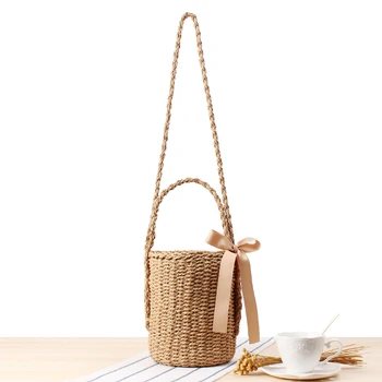 New Simple Pure-colored Grass Bauson is a one-shoulder, bucket-carrying, knitted, cylindrical beach bag for women.
New Simple Pure-colored Grass Bauson is a one-shoulder, bucket-carrying, knitted, cylindrical beach bag for women.