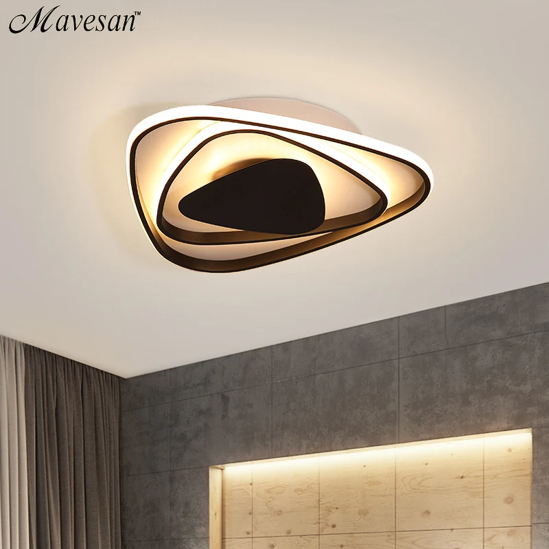 White/Black Fashional Modern Chandelier For Living Room Bedroom Circle Rings Led Chandelier Light For Indoor Lighting
White/Black Fashional Modern Chandelier For Living Room Bedroom Circle Rings Led Chandelier Light For Indoor Lighting