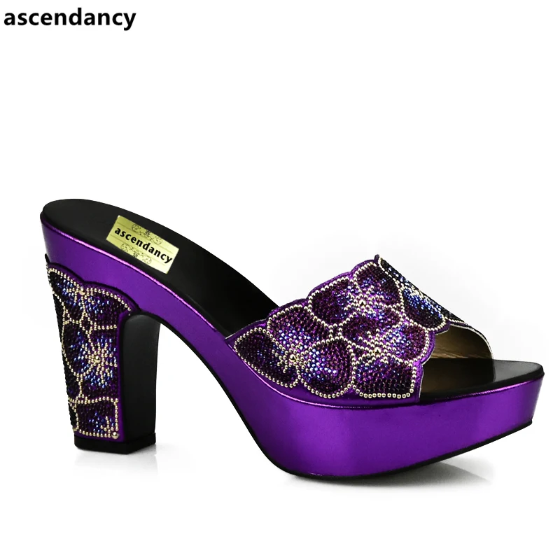 Latest Design Purple Color African Slippers Summer High Heels High Quality African Low Heels Pumps African Women Wedding Shoes
Latest Design Purple Color African Slippers Summer High Heels High Quality African Low Heels Pumps African Women Wedding Shoes