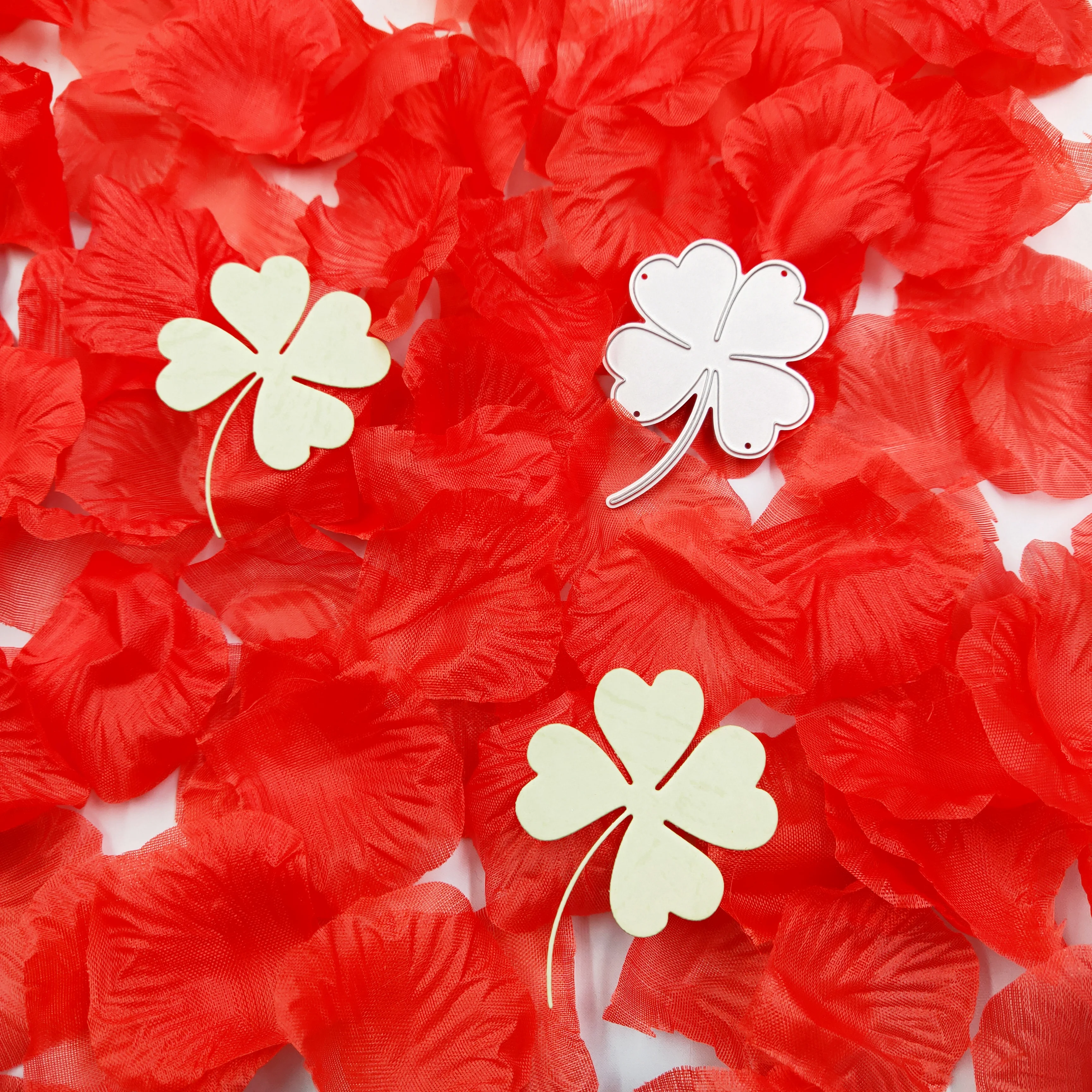 Four-leaf clover new mold for 2019 paper metal cutting scrapbook/metal cutting template DIY home handmade album card
Four-leaf clover new mold for 2019 paper metal cutting scrapbook/metal cutting template DIY home handmade album card
