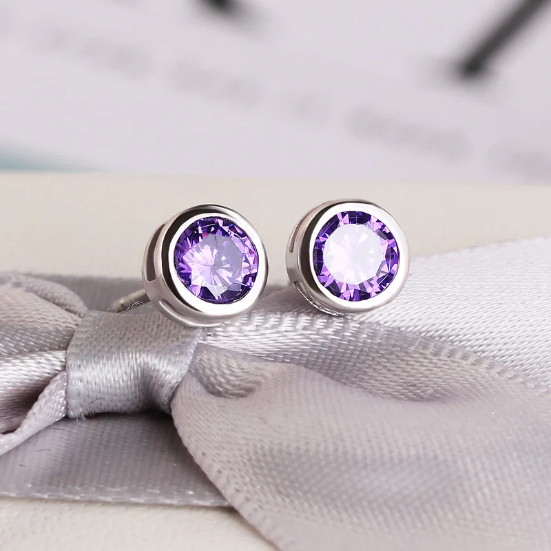 925 silver circle of men and women stud earrings Han edition fine students personality couples contracted earrings
925 silver circle of men and women stud earrings Han edition fine students personality couples contracted earrings
