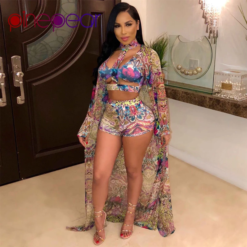 PinePear Floral Print Hollow Out Bikini Set and Cover Up Three Piece Set Swimwear 2019 Summer Women Swimsuit Beachwear Wholesale
PinePear Floral Print Hollow Out Bikini Set and Cover Up Three Piece Set Swimwear 2019 Summer Women Swimsuit Beachwear Wholesale