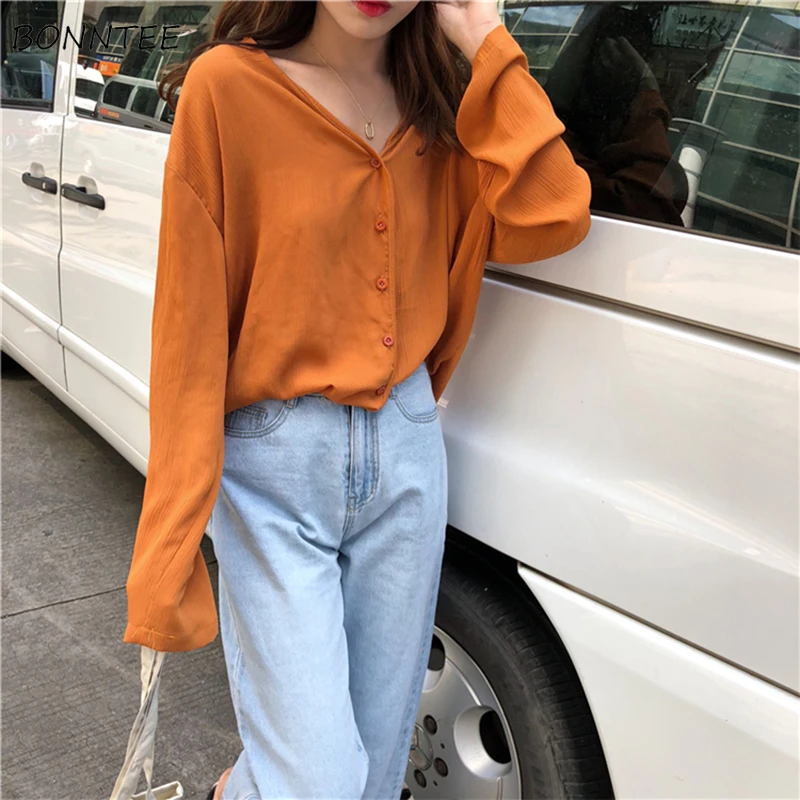 Shirts Women Solid Single Breasted All-match Elegant Loose High Quality Korean Style V-Neck Womens Simple Shirt Trendy Leisure
Shirts Women Solid Single Breasted All-match Elegant Loose High Quality Korean Style V-Neck Womens Simple Shirt Trendy Leisure