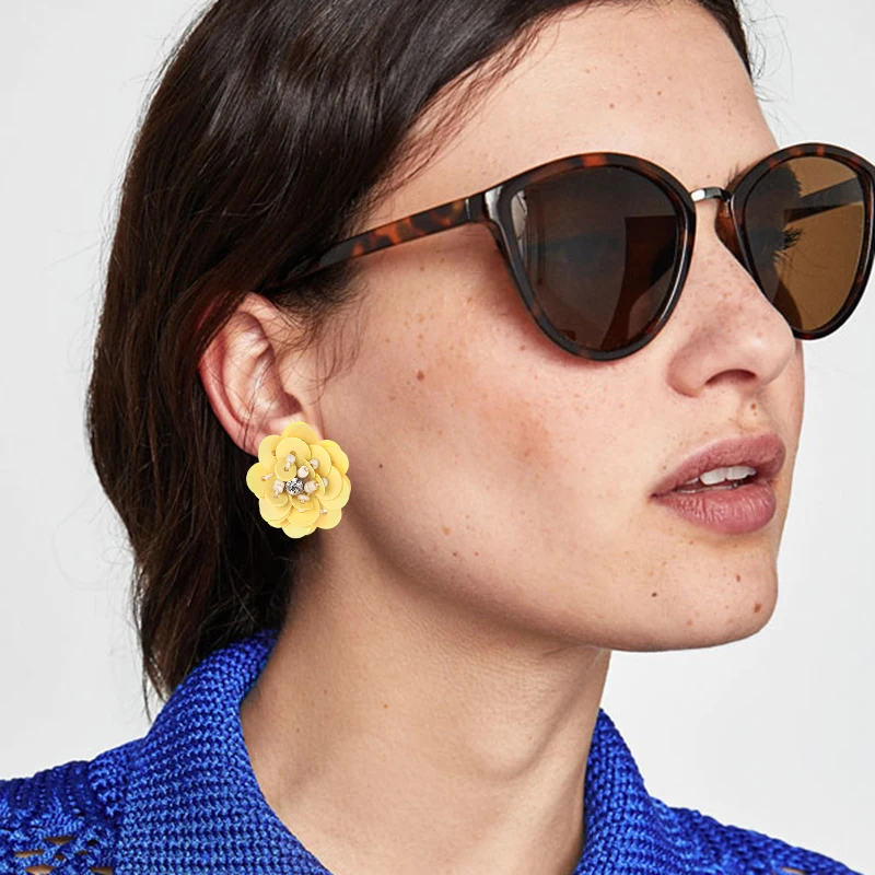 ZHINI Luxury Crystal Colorful Gem Big Beads Flower Statement Stud Earrings Charm for Women Wedding Jewelry Maxi Fashion Earrings
ZHINI Luxury Crystal Colorful Gem Big Beads Flower Statement Stud Earrings Charm for Women Wedding Jewelry Maxi Fashion Earrings