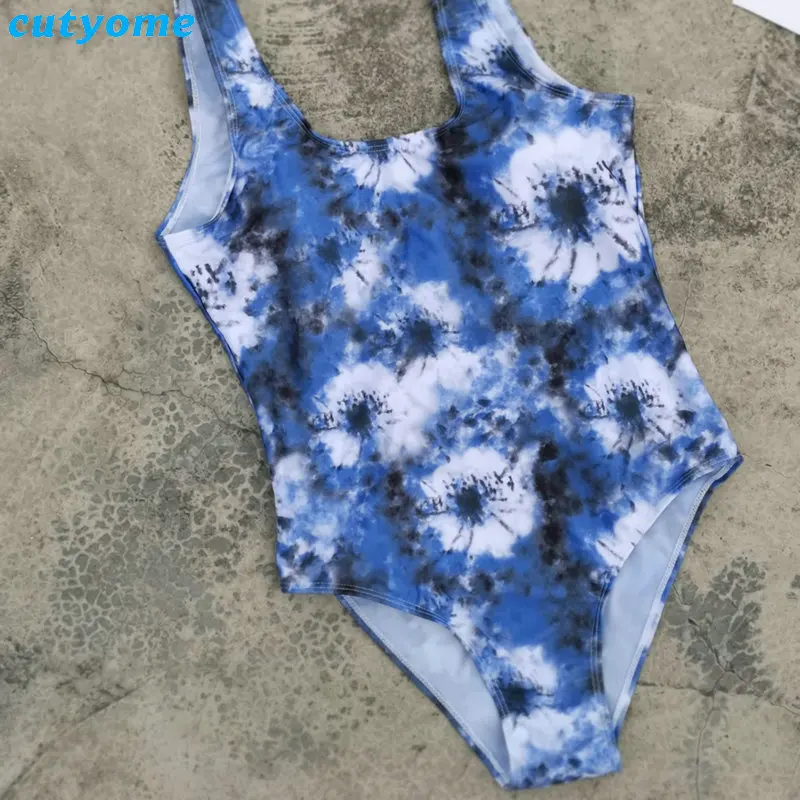 Family Matching Swimwear Floral Print Beachwear One Piece Mommy and me swimsuit swimming trunks for kids Girls Women Family Set (12)