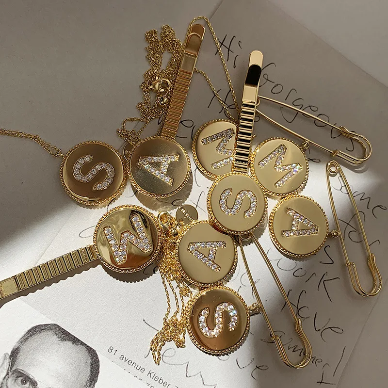 2019 Europe America Vintage Gold Color Coins Alphabet Brooch Hair Clips For Women Costume Jewelry Hair Accessories
2019 Europe America Vintage Gold Color Coins Alphabet Brooch Hair Clips For Women Costume Jewelry Hair Accessories