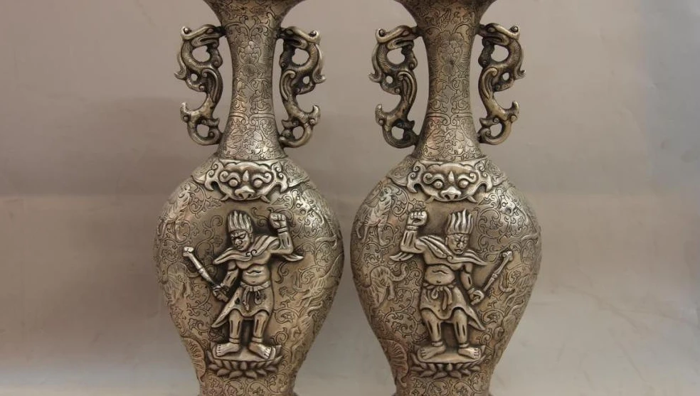 China White Copper Silver Dragon Wild animal Tiger Warrior Pot Bottle Vase Pair
China White Copper Silver Dragon Wild animal Tiger Warrior Pot Bottle Vase Pair