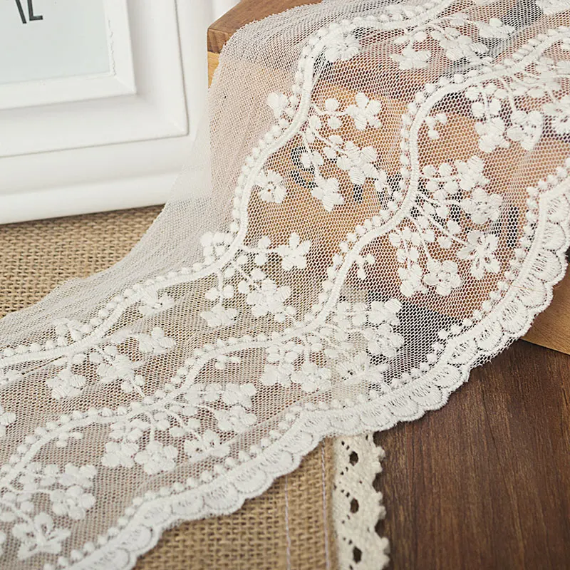 2018 Rushed Sewing Accessories Nigerian Lace Fabrics Quality 11cm Small Sapling Gauze Embroidery Lace Diy Handmade Accessories
2018 Rushed Sewing Accessories Nigerian Lace Fabrics Quality 11cm Small Sapling Gauze Embroidery Lace Diy Handmade Accessories