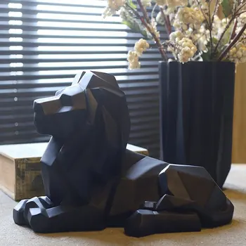 Modern abstract geometric resin lion figurines animal statue Black mountain lion
Modern abstract geometric resin lion figurines animal statue Black mountain lion