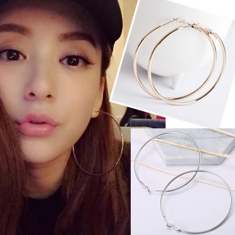 YiQing 2018 Wholesale Big Circle Hoop Earrings for women Female Fashion brand rose gold black ring ear jewelry nightclub DJ
YiQing 2018 Wholesale Big Circle Hoop Earrings for women Female Fashion brand rose gold black ring ear jewelry nightclub DJ