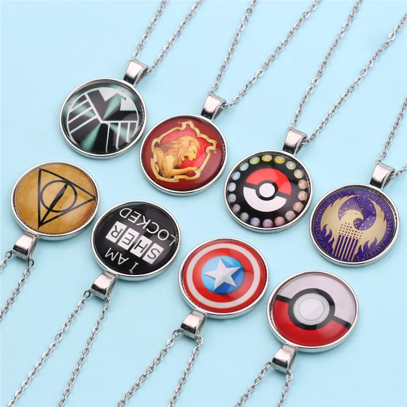 8 Styles Movie series Avengers Pendant necklace Captain America Deathly Sherlock Necklaces silver chain women men charm gifts
8 Styles Movie series Avengers Pendant necklace Captain America Deathly Sherlock Necklaces silver chain women men charm gifts