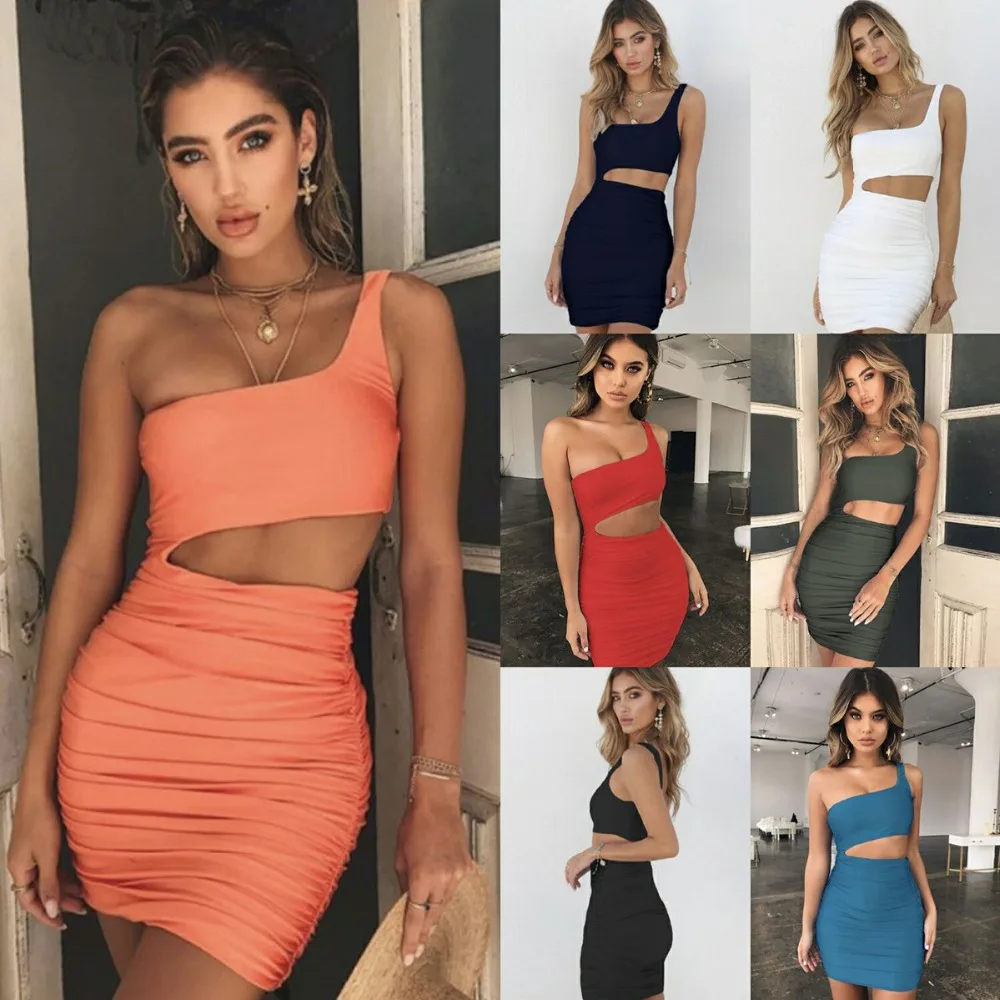 2019Summer Black And White Ladies Sexy Halter Sheath Dress Tight Solid Color Sleeveless Backless Beach nightclub bag hip dress
2019Summer Black And White Ladies Sexy Halter Sheath Dress Tight Solid Color Sleeveless Backless Beach nightclub bag hip dress