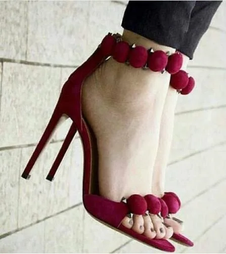 Brand Sexy Open Toe Woman Sandal Summer Ankle Strap High Heel Sandal Rivets Studded Thin Heels Gladiator Sandals Big Size 42
Brand Sexy Open Toe Woman Sandal Summer Ankle Strap High Heel Sandal Rivets Studded Thin Heels Gladiator Sandals Big Size 42