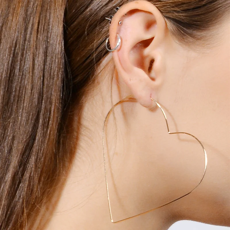 Sexy Earrings Fashion Heart Star Hollow Punk Simple Gold Silver Long Exaggerated Pendant Earrings For Ladies Gifts
Sexy Earrings Fashion Heart Star Hollow Punk Simple Gold Silver Long Exaggerated Pendant Earrings For Ladies Gifts