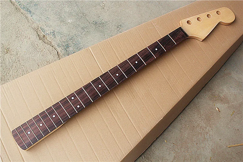 Factory Electric Guitar Neck ,Rosewood Fingerboard,22 Frets,4 Strings and Dot,can be customized
Factory Electric Guitar Neck ,Rosewood Fingerboard,22 Frets,4 Strings and Dot,can be customized