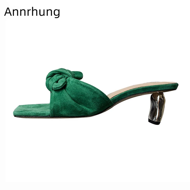 New Color Butterfly-Knot Slippers Women Unique Strange Metal Heel Slingback Shoes Bow Tie Split Toes Outdoor Suede Slides Woman
New Color Butterfly-Knot Slippers Women Unique Strange Metal Heel Slingback Shoes Bow Tie Split Toes Outdoor Suede Slides Woman