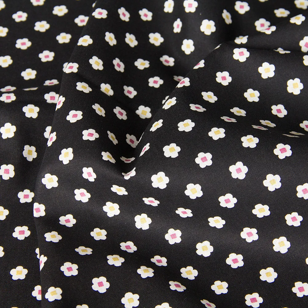 50cm*110cm Japanese Cosmo Cotton Fabric DIY Patchwork Fabrics Quilting Fabric Flower C
50cm*110cm Japanese Cosmo Cotton Fabric DIY Patchwork Fabrics Quilting Fabric Flower C