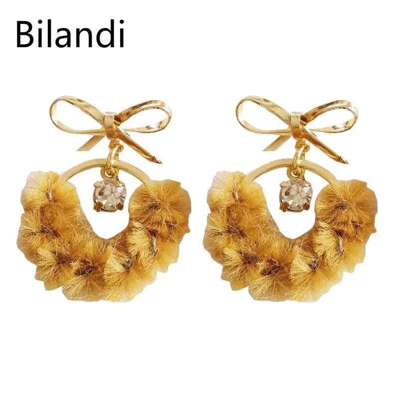 Fashion Hot Selling Simple Geometric Flower Earrings Japanese And Korean Trend Butterfly Tie Earrings
Fashion Hot Selling Simple Geometric Flower Earrings Japanese And Korean Trend Butterfly Tie Earrings