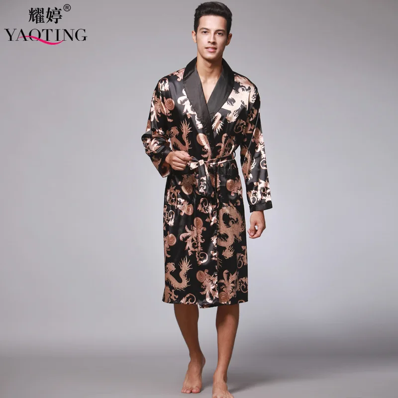 2016 Brand New Summer Spring Men Bathrobe Kimono Robes V-neck Faux Silk Male Sleepwear Nightwear Man Satin Bath Robe
2016 Brand New Summer Spring Men Bathrobe Kimono Robes V-neck Faux Silk Male Sleepwear Nightwear Man Satin Bath Robe