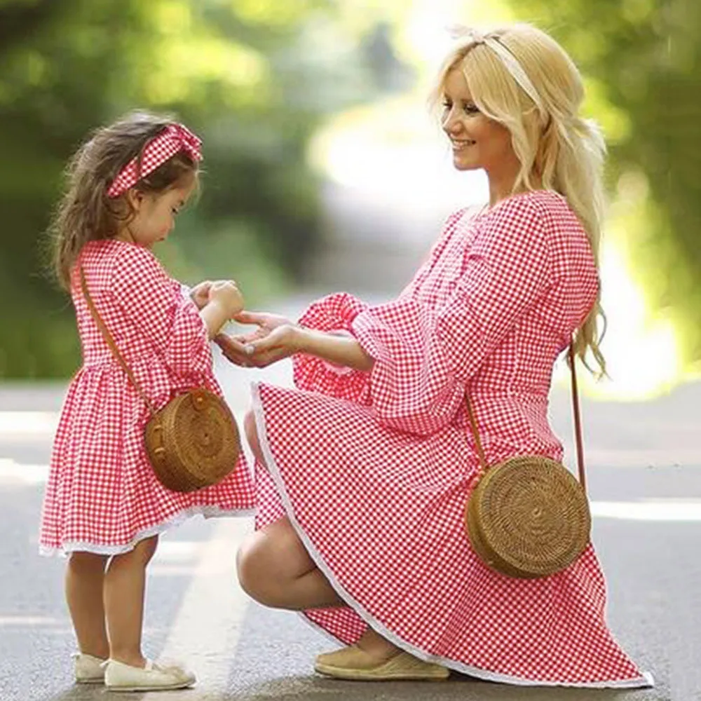NEW Baby Girls Dresses Long Sleeve Plaid Print Dress+Headbands Family Outfits Clothes Beautiful Girls Vestido Infantil Dresses
NEW Baby Girls Dresses Long Sleeve Plaid Print Dress+Headbands Family Outfits Clothes Beautiful Girls Vestido Infantil Dresses