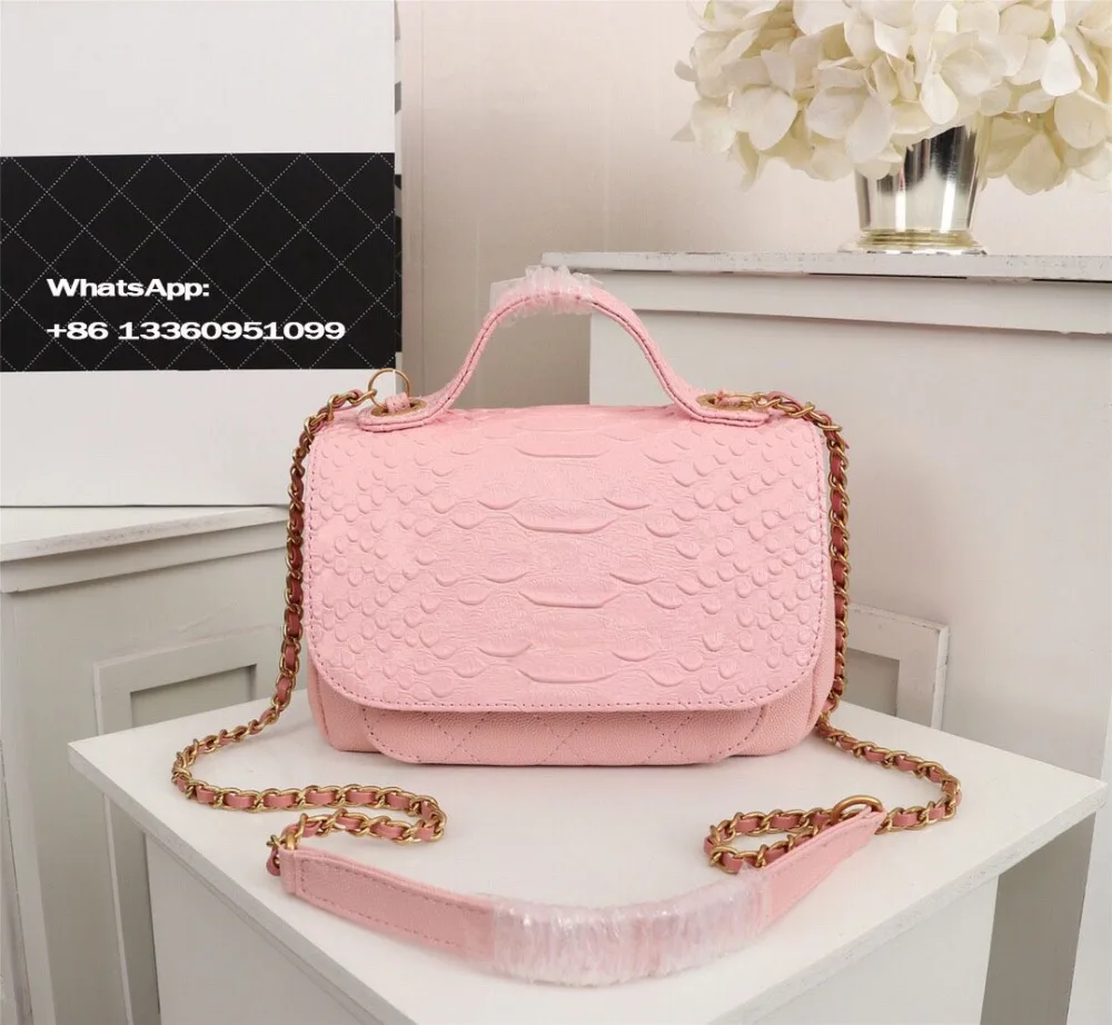 XUXU 2019 spring flap bag camera case cross-body bag with top handle bag genuine leather small boy cow leather Snake Grain
XUXU 2019 spring flap bag camera case cross-body bag with top handle bag genuine leather small boy cow leather Snake Grain