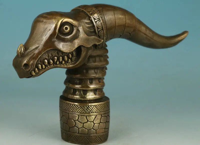 Chinese Copper Bronze Handmade Carved crocodile Statue Cane Walking Stick Head
Chinese Copper Bronze Handmade Carved crocodile Statue Cane Walking Stick Head