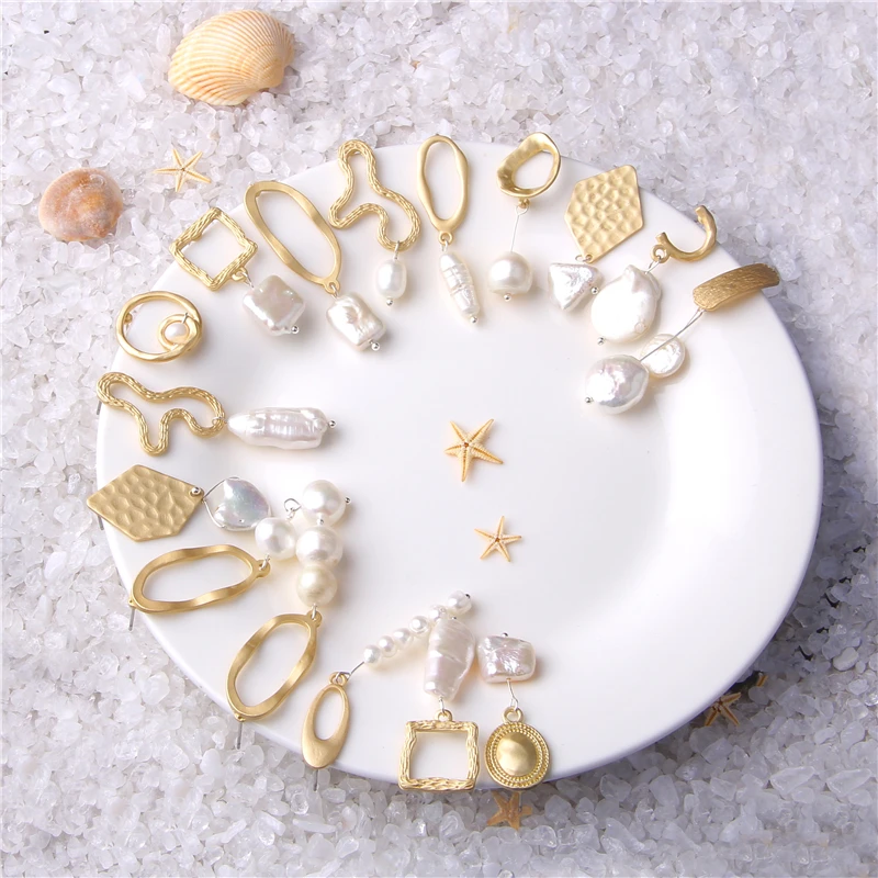 2019 Trendy Korea Design Metal Gold Geometric Irregular Circle Square Natural Freshwater Pearl Earrings for Women Girl Gift
2019 Trendy Korea Design Metal Gold Geometric Irregular Circle Square Natural Freshwater Pearl Earrings for Women Girl Gift