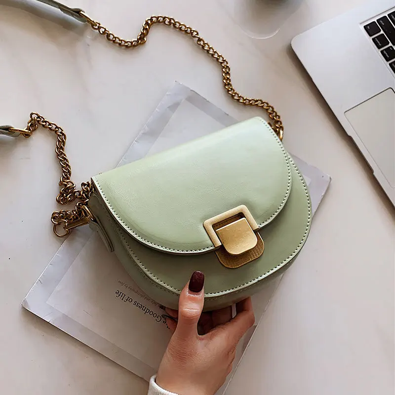 2019 New Women Leather Handbags Lady Famous Designer Crossbody Bag High quality Saddle Flap Chain Fashion for Girl Messenger Bag
2019 New Women Leather Handbags Lady Famous Designer Crossbody Bag High quality Saddle Flap Chain Fashion for Girl Messenger Bag