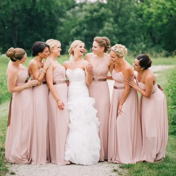 Country Style Dusty Pink Bridesmaid Dresses 2019 vestidos de fiesta de noche Sweetheart Chiffon Maid Of Honor Dress
Country Style Dusty Pink Bridesmaid Dresses 2019 vestidos de fiesta de noche Sweetheart Chiffon Maid Of Honor Dress