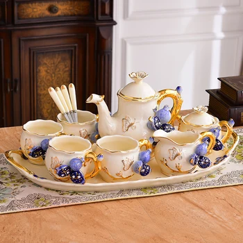 Europe coffee cup set Bone China Teapot milk pot tea cup set British Teatime Afternoon Wedding Gifts home decoration accessories
Europe coffee cup set Bone China Teapot milk pot tea cup set British Teatime Afternoon Wedding Gifts home decoration accessories