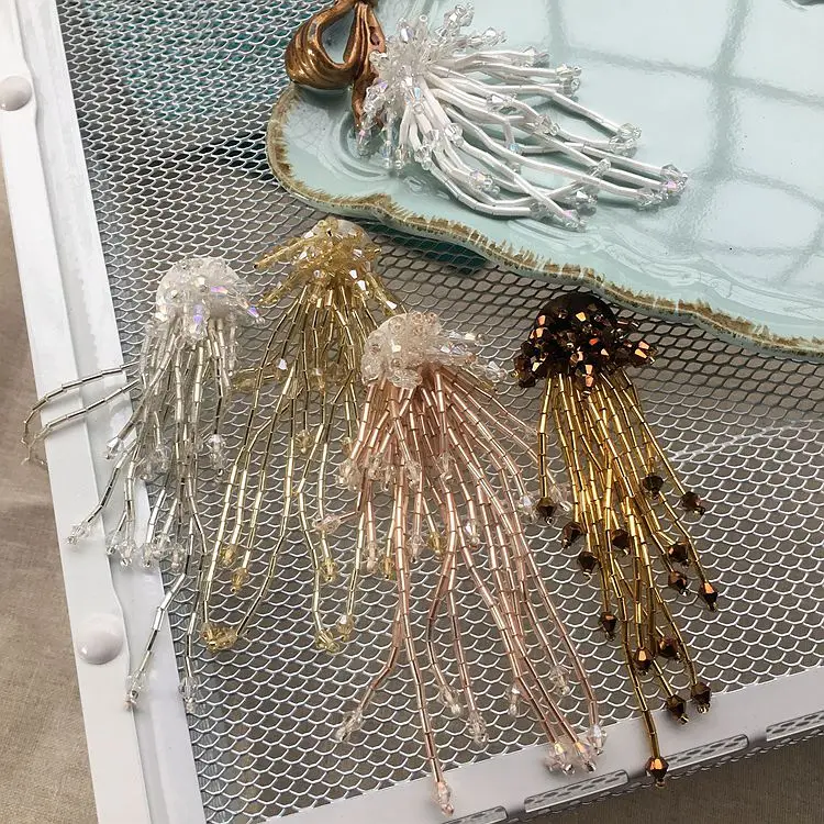 Tassel beads patch DIY clothing accessories paillette embroidery butterfly clothes broken hole repair decoration patches
Tassel beads patch DIY clothing accessories paillette embroidery butterfly clothes broken hole repair decoration patches
