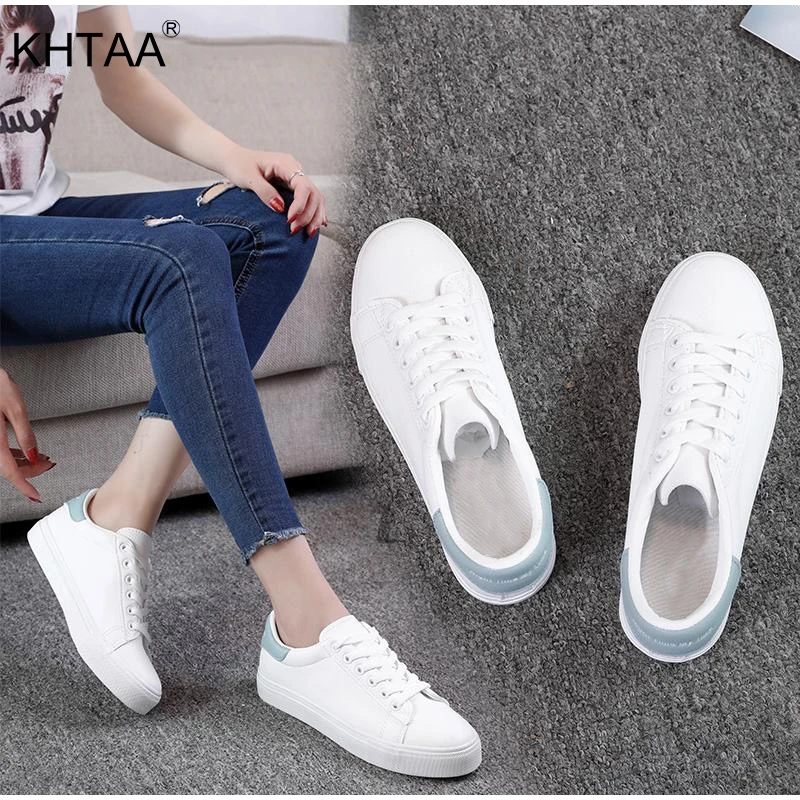 Autumn Vulcanized Flat Platform Shoes Women Fashion Lace Up Sneakers Sewing Female Solid Casual Footwear 2018 
Autumn Vulcanized Flat Platform Shoes Women Fashion Lace Up Sneakers Sewing Female Solid Casual Footwear 2018